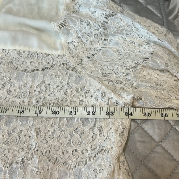 Standards & Practices Lacy long sleeve crop top - Picture 5 of 6
